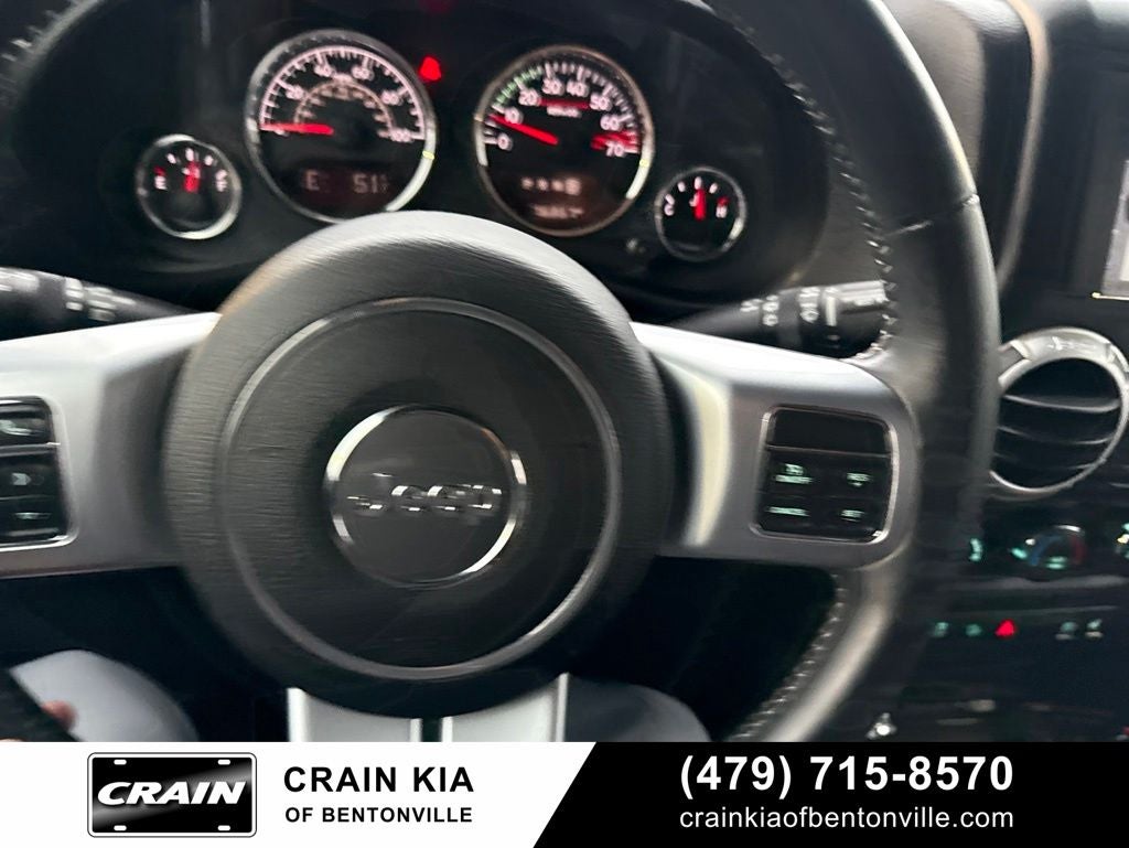 2015 Jeep Wrangler Unlimited Rubicon - 4WD / CLEAN CARFAX HISTORY