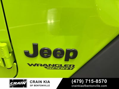 2021 Jeep Wrangler Sport - 4WD / CLEAN CARFAX HISTORY