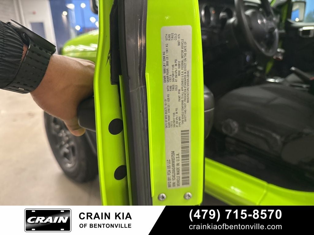 2021 Jeep Wrangler Sport - 4WD / CLEAN CARFAX HISTORY