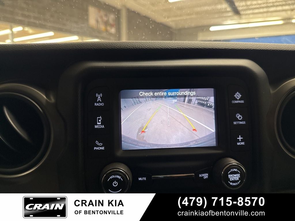 2021 Jeep Wrangler Sport - 4WD / CLEAN CARFAX HISTORY