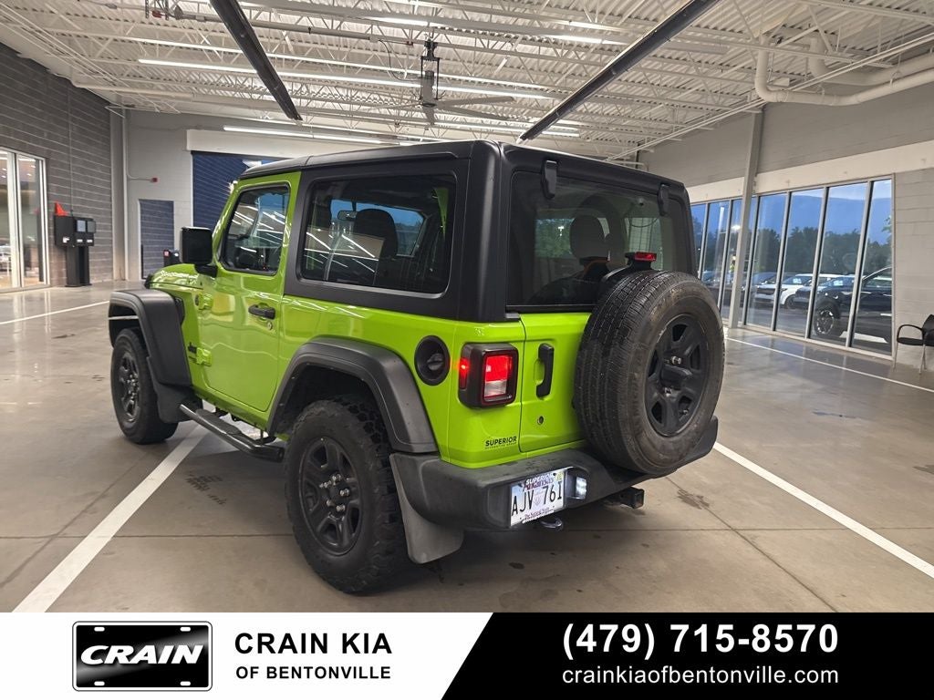 2021 Jeep Wrangler Sport - 4WD / CLEAN CARFAX HISTORY
