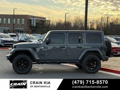 2019 Jeep Wrangler Unlimited Sahara Altitude - 4WD