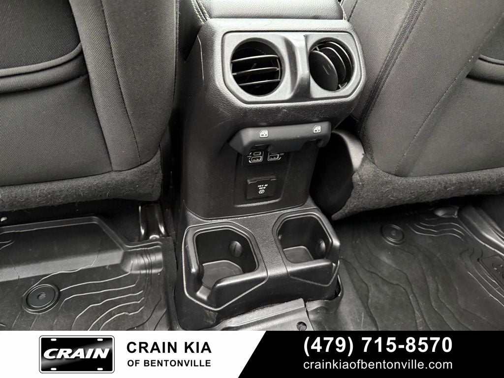 2019 Jeep Wrangler Unlimited Sahara - 4WD / SKY 1 TOUCH / CLEAN CARFAX