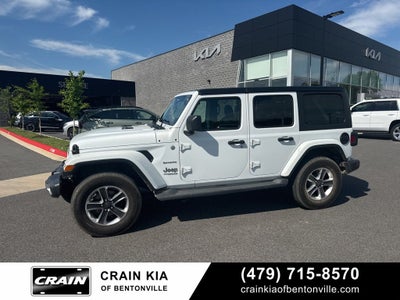 2018 Jeep Wrangler Unlimited Sahara - 4WD / CLEAN CARFAX / ONE OWNER