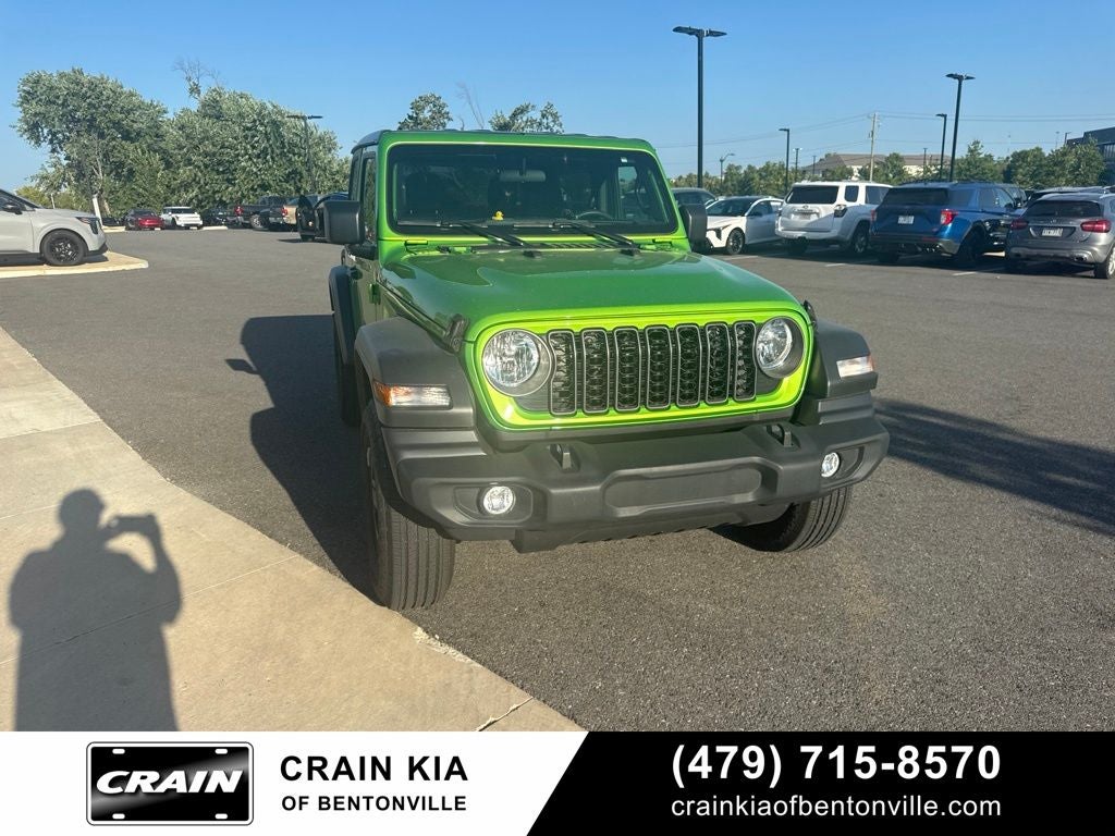 2025 Jeep Wrangler Sport - 4WD / CLEAN CARFAX / ONE OWNER
