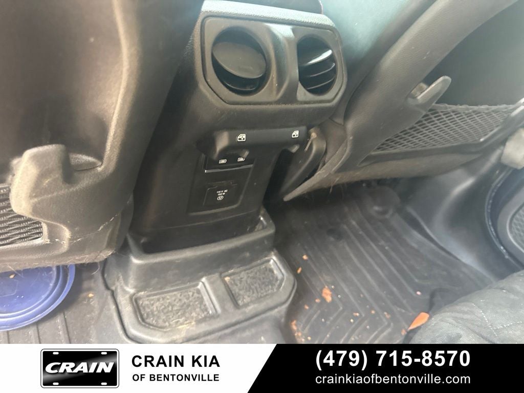 2025 Jeep Wrangler Rubicon - 4WD / CLEAN CARFAX / ONE OWNER