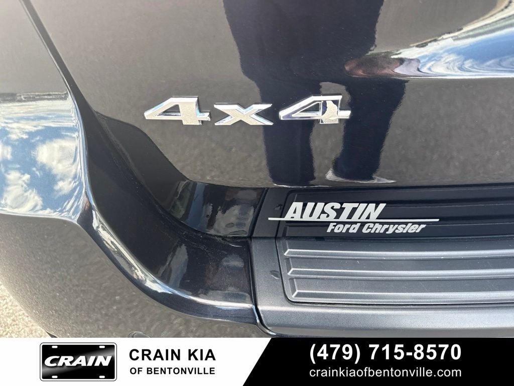 2013 Jeep Grand Cherokee Laredo - 4WD / SUNROOF