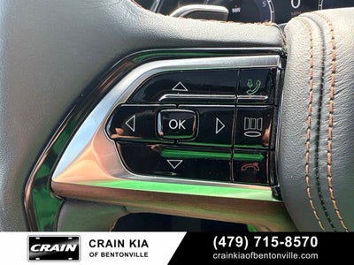 2025 Jeep Grand Cherokee L Summit - 4WD / PANORAMIC SUNROOF / CLEAN CARFAX