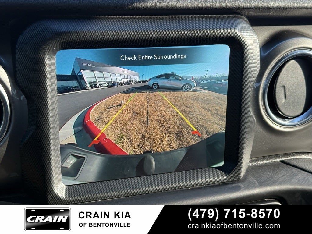 2022 Jeep Gladiator Overland - 4WD / CLEAN CARFAX