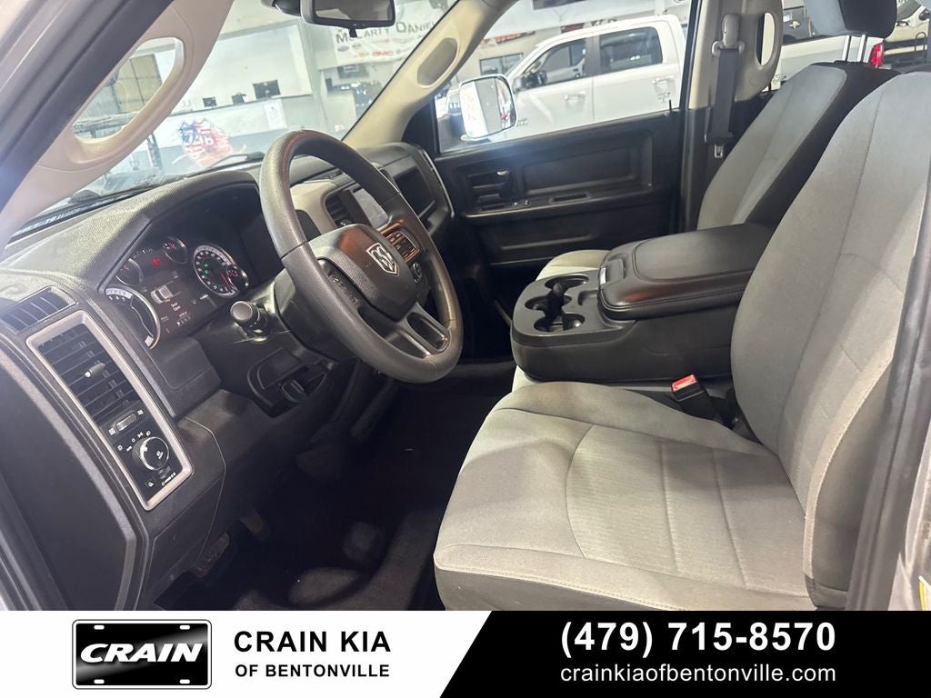 2021 RAM 1500 Classic Tradesman - CLEAN CARFAX / ONE OWNER / LOW MILES!