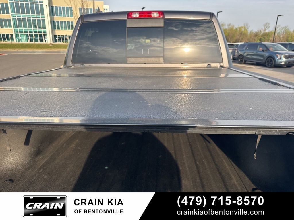 2015 RAM 1500 Laramie - 4WD / SUNROOF