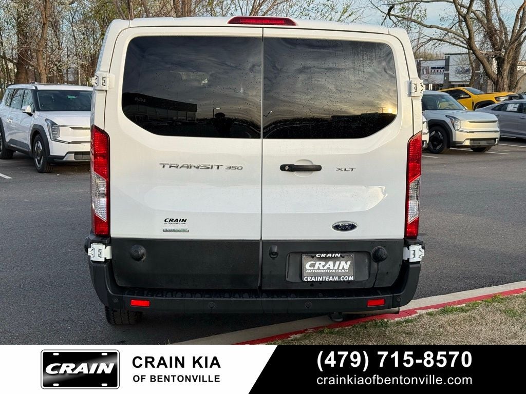 2024 Ford Transit-350 XLT - 12 PASSENGER / CLEAN CARFAX / ONE OWNER