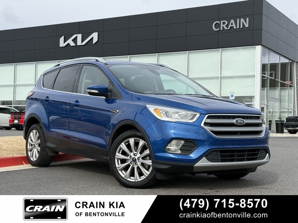 2017 Ford Escape Titanium - PANORAMIC SUNROOF / CLEAN CARFAX