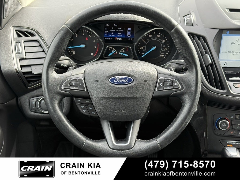 2017 Ford Escape Titanium - PANORAMIC SUNROOF / CLEAN CARFAX