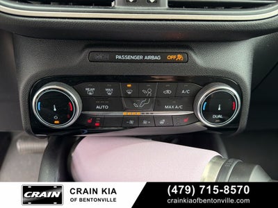 2022 Ford Escape SEL - AWD / CLEAN CARFAX