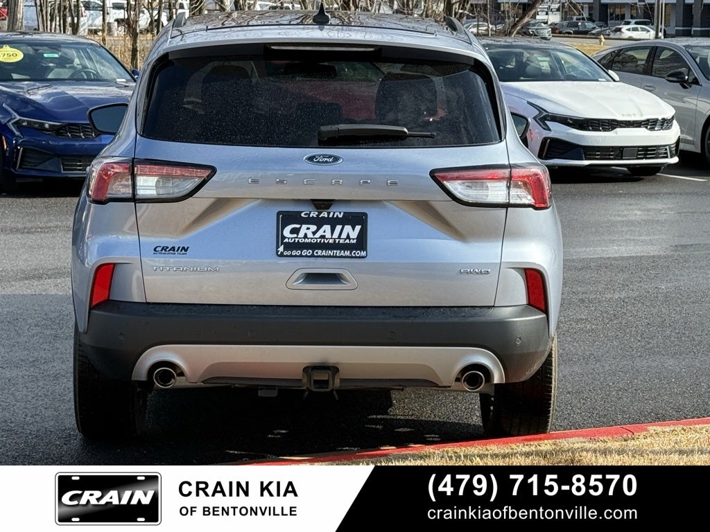 2022 Ford Escape Titanium - AWD / PANORAMIC SUNROOF / CLEAN CARFAX