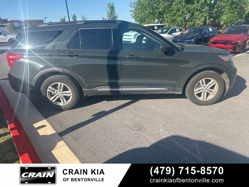 2023 Ford Explorer XLT - CLEAN CARFAX / ONE OWNER / 3RD ROW
