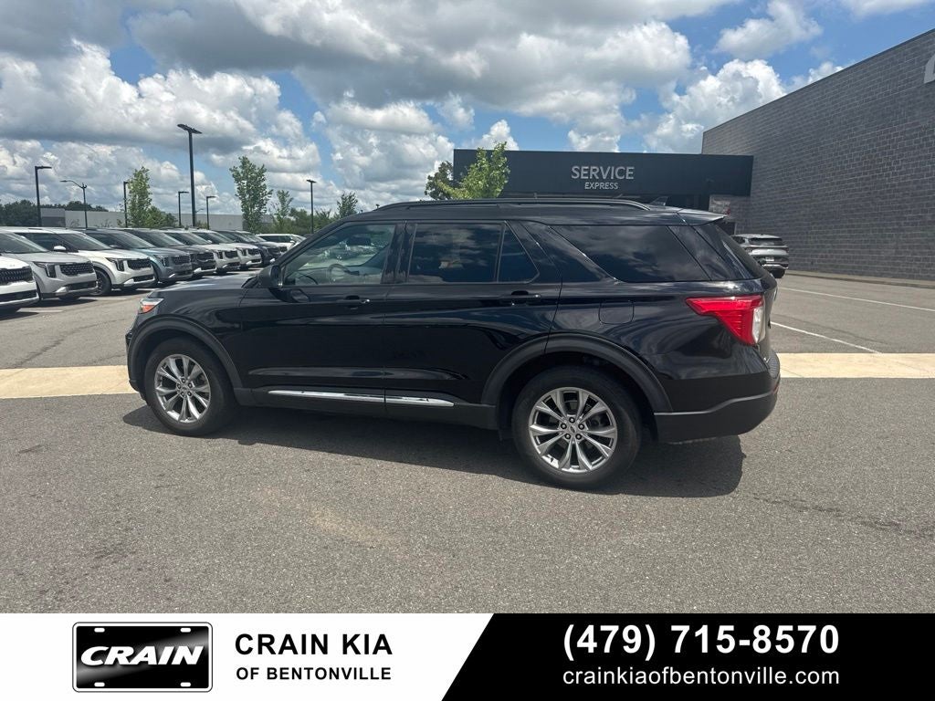 2020 Ford Explorer XLT - 4WD / PANORAMIC SUNROOF / CLEAN CARFAX