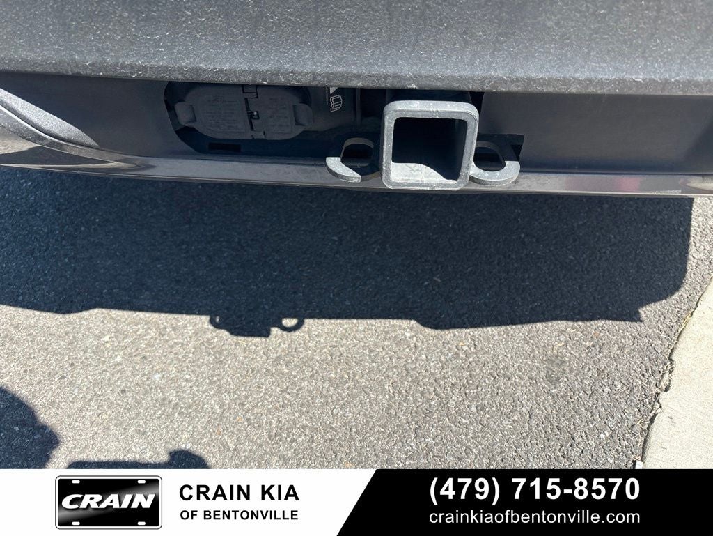 2024 Ford Explorer XLT - 4WD / CLEAN CARFAX / ONE OWNER