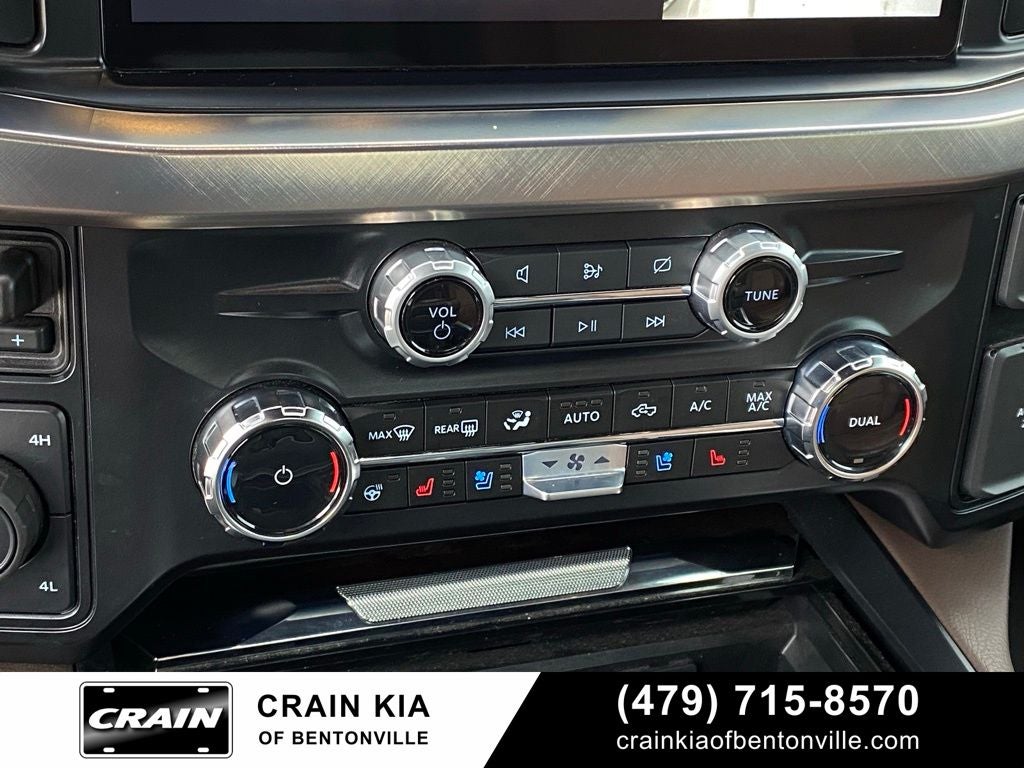 2024 Ford F-250SD King Ranch - 4WD / CLEAN CARFAX / LIFTED!