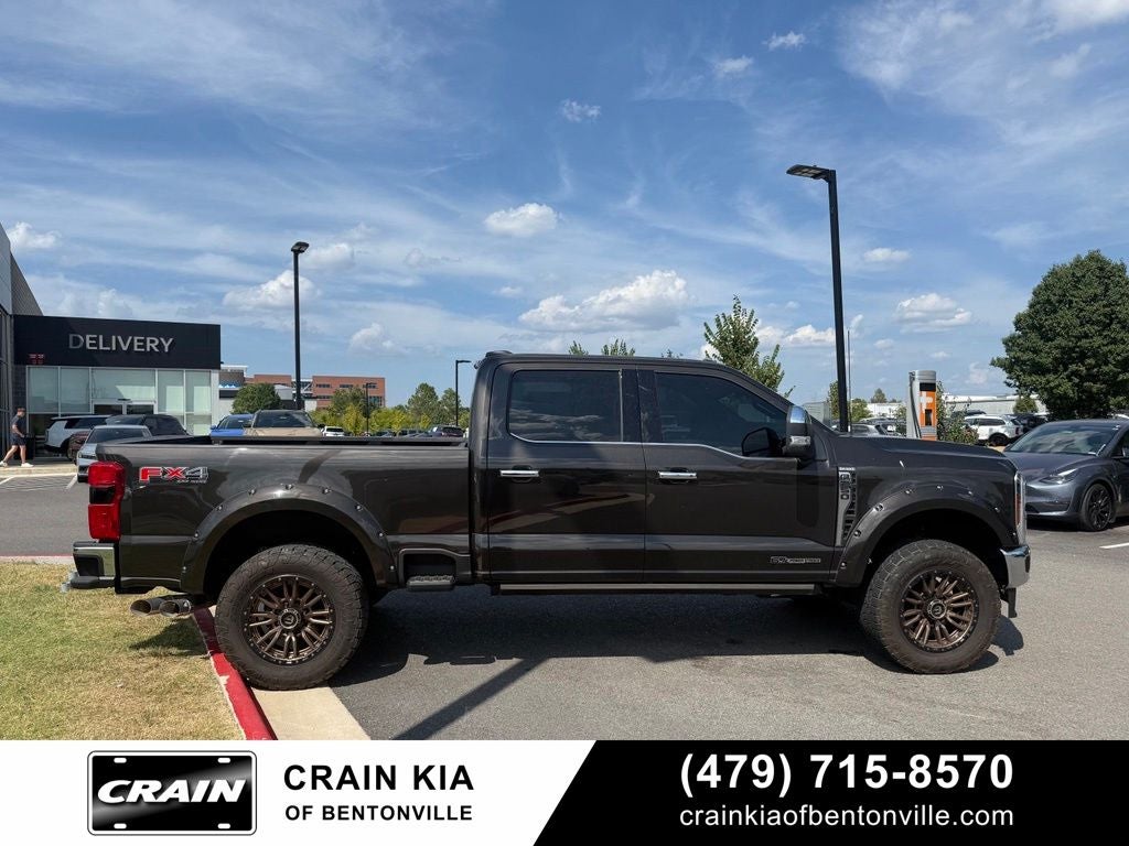 2024 Ford F-250SD King Ranch - 4WD / CLEAN CARFAX / LIFTED!