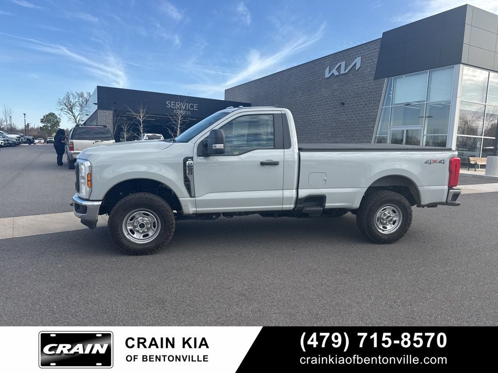 2026 Ford F-250SD XL - 4WD / CLEAN CARFAX / ONE OWNER