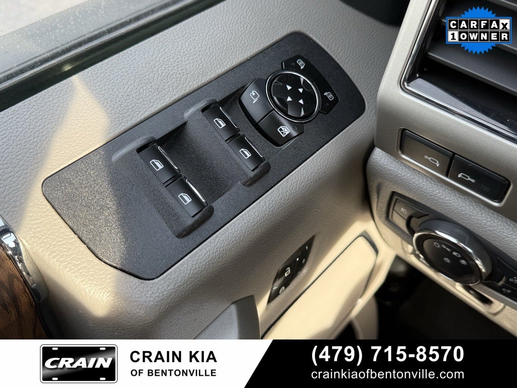 2019 Ford F-150 Lariat - 4WD / CARFAX ONE OWNER