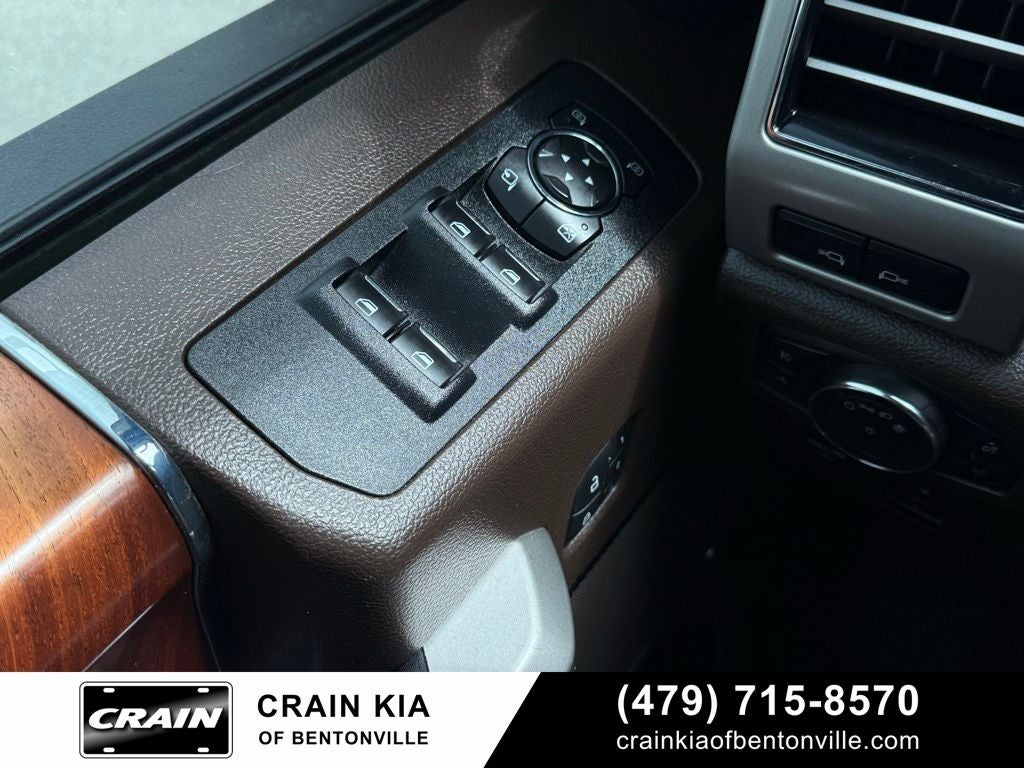 2019 Ford F-150 King Ranch - 4WD / LIFTED! / CLEAN CARFAX