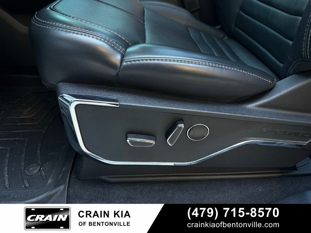 2023 Ford F-150 Platinum - 4WD / PANORAMIC SUNROOF / CLEAN CARFAX