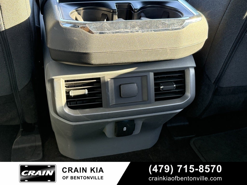 2021 Ford F-150 XLT - 4WD / CLEAN CARFAX