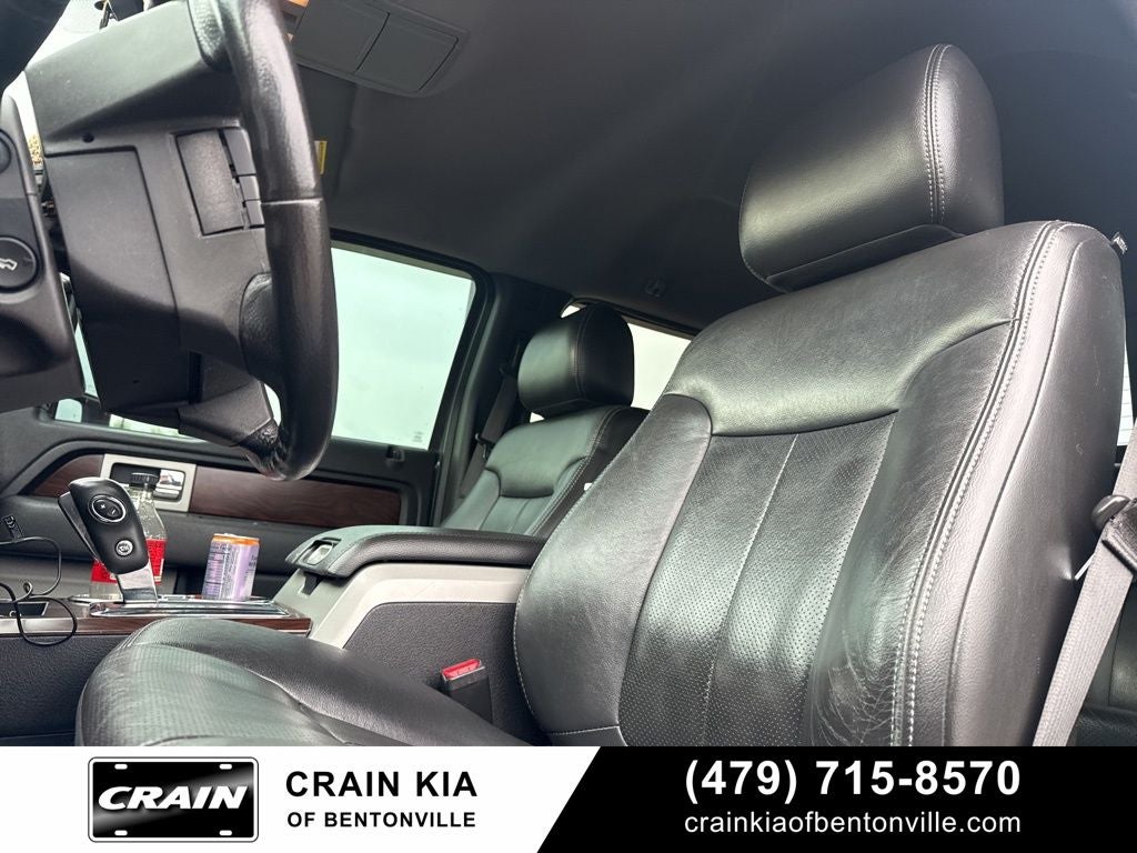 2012 Ford F-150 Lariat - 4WD / LIFTED!