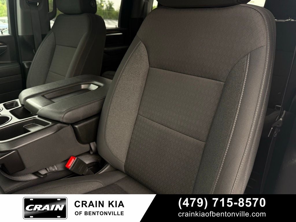 2025 Chevrolet Silverado 2500HD LT - 4WD / CLEAN CARFAX / ONE OWNER