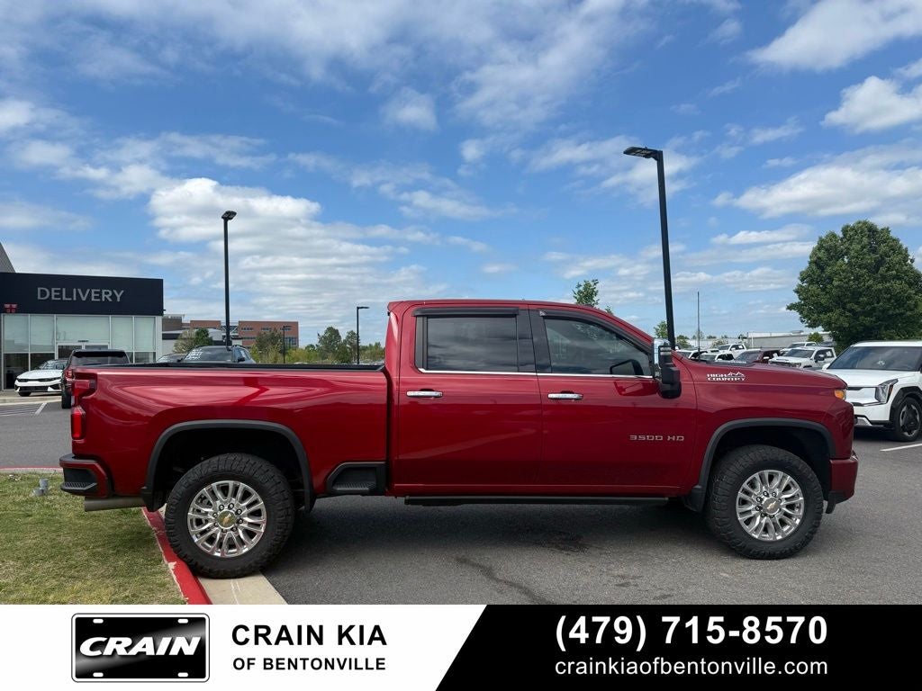 2022 Chevrolet Silverado 3500HD High Country - 4WD / ONE OWNER / SUNROOF