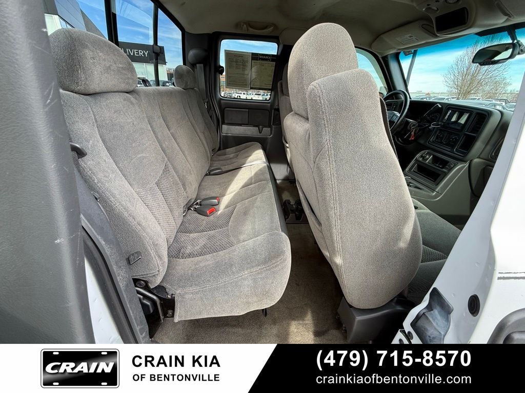 2005 Chevrolet Silverado 1500 Z71 Style Side - 4WD / CLEAN CARFAX