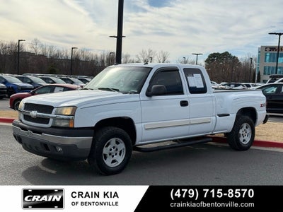 2005 Chevrolet Silverado 1500 Z71 Style Side - 4WD / CLEAN CARFAX