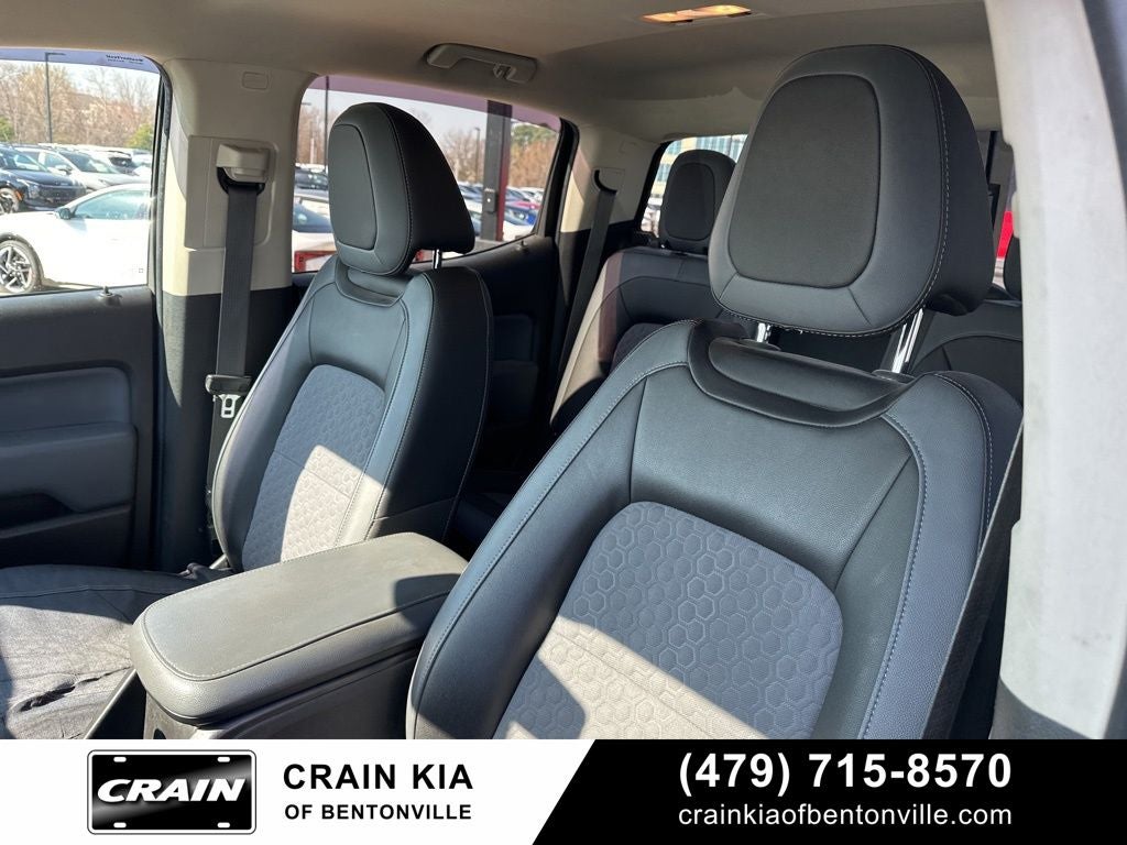 2017 Chevrolet Colorado Z71 - 4WD / CLEAN CARFAX HISTORY