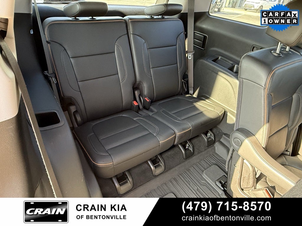 2023 GMC Acadia AT4 - AWD / CLEAN CARFAX / ONE OWNER