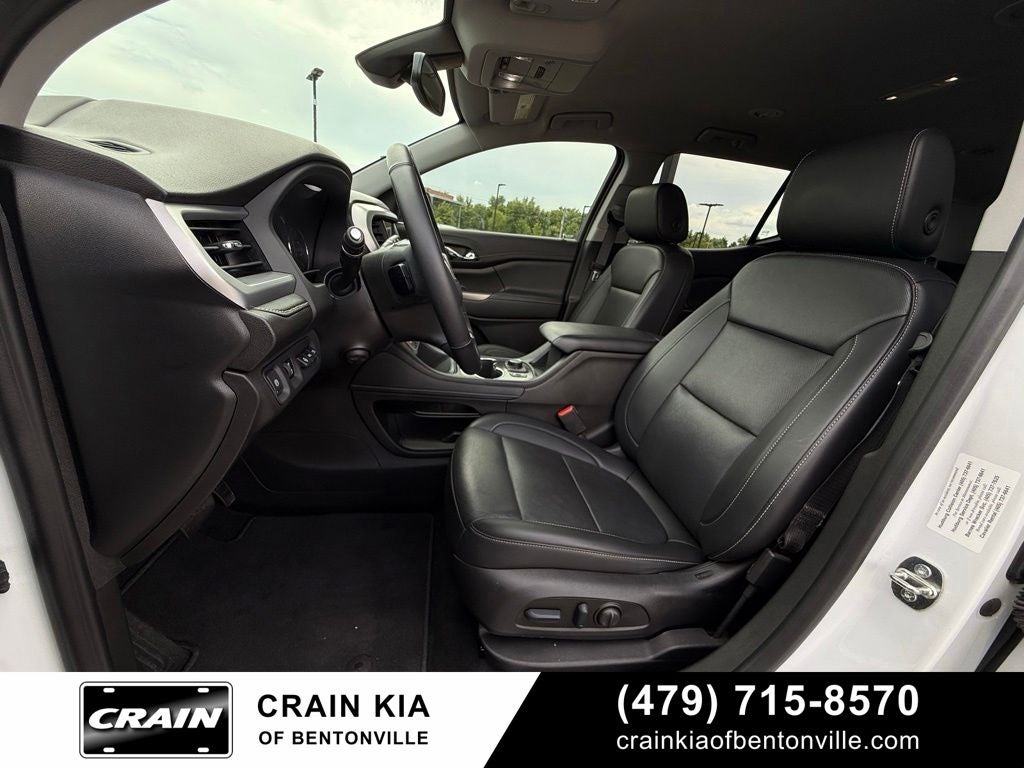 2023 GMC Acadia SLT - CLEAN CARFAX / ONE OWNER