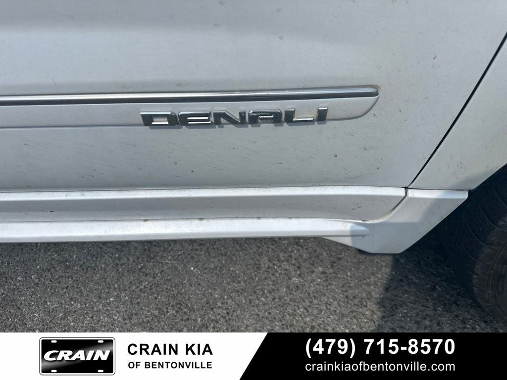 2016 GMC Acadia Denali - AWD / DUAL SUNROOF / DVD