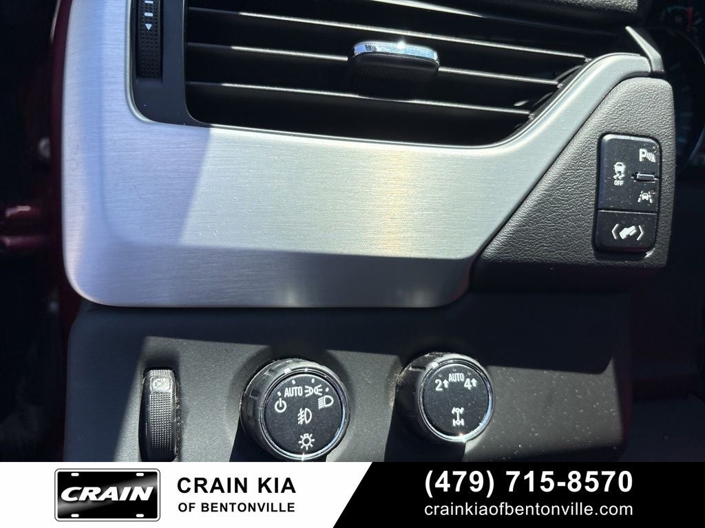 2020 GMC Yukon SLT - 4WD / SUNROOF / DVD