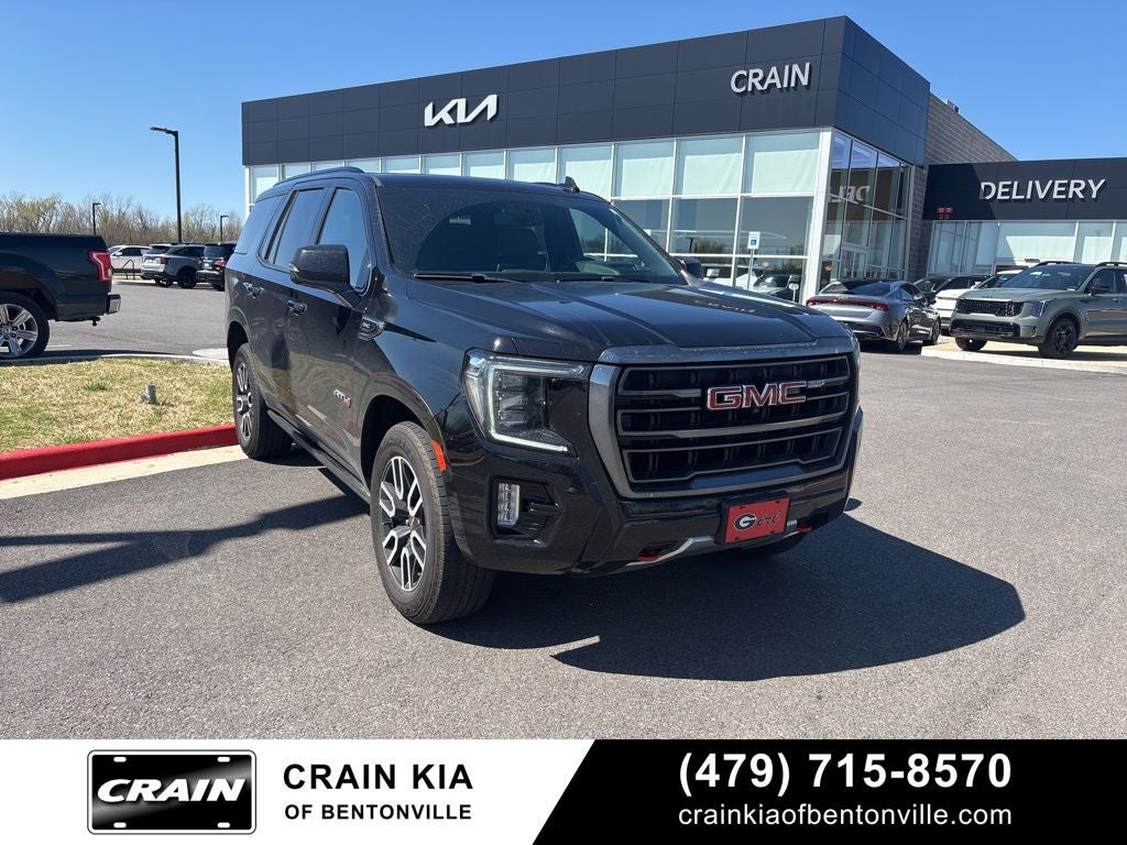 2022 GMC Yukon AT4 - 4WD / PANORAMIC SUNROOF / CLEAN CARFAX