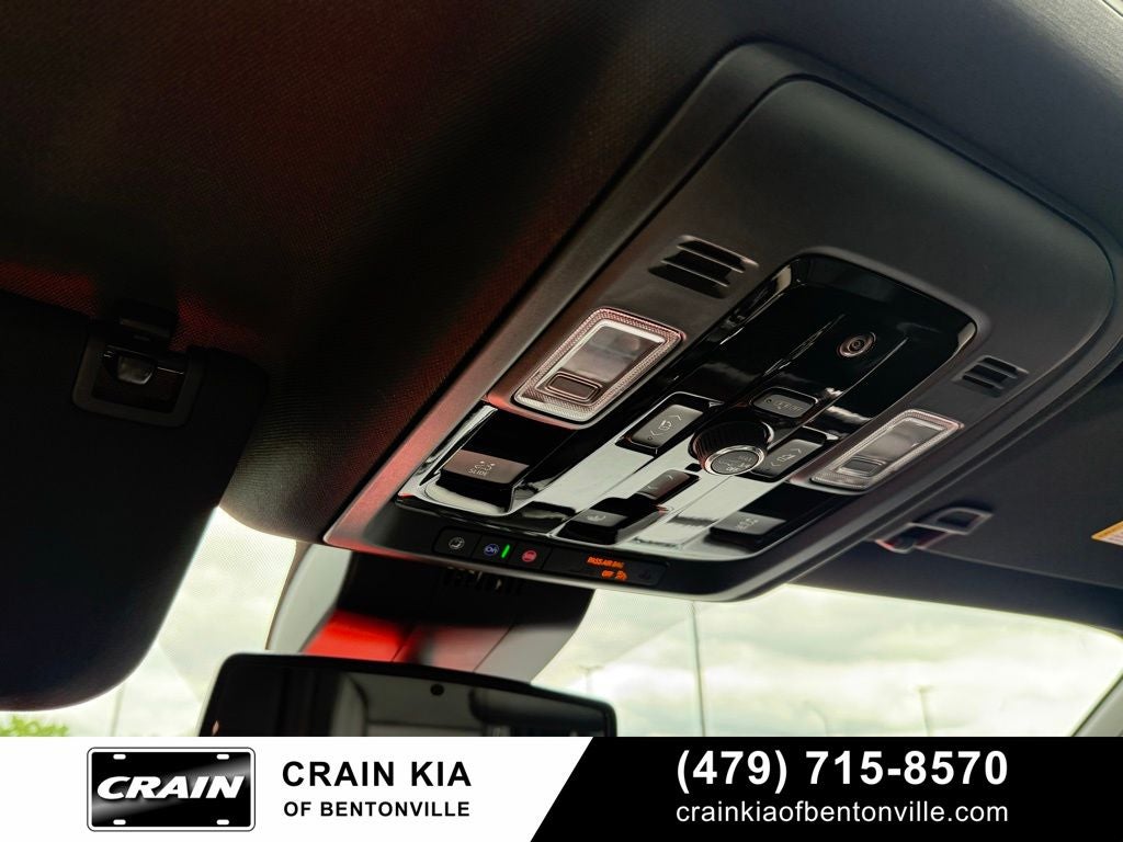 2026 GMC Yukon Denali - 4WD / PANORAMIC SUNROOF / CLEAN CARFAX