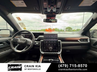 2026 GMC Yukon Denali - 4WD / PANORAMIC SUNROOF / CLEAN CARFAX