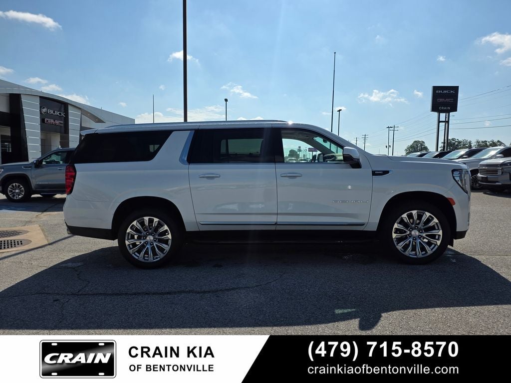 2024 GMC Yukon XL Denali - 4WD / PANORAMIC SUNROOF / ONE OWNER