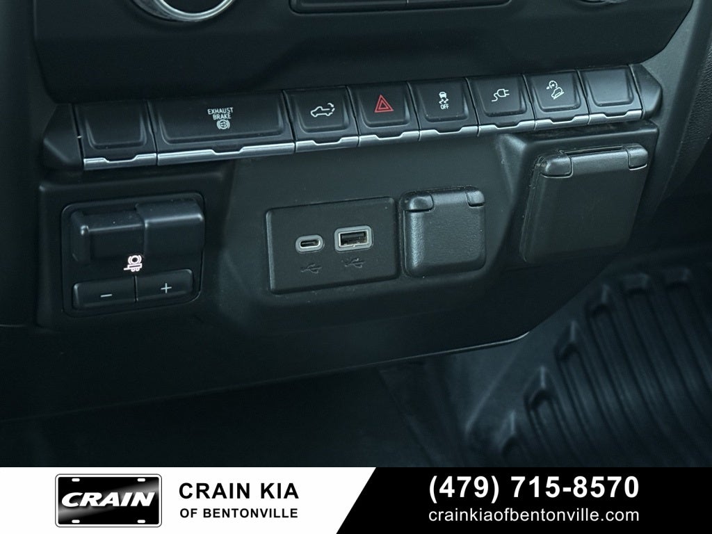 2023 GMC Sierra 3500HD Pro - 4WD