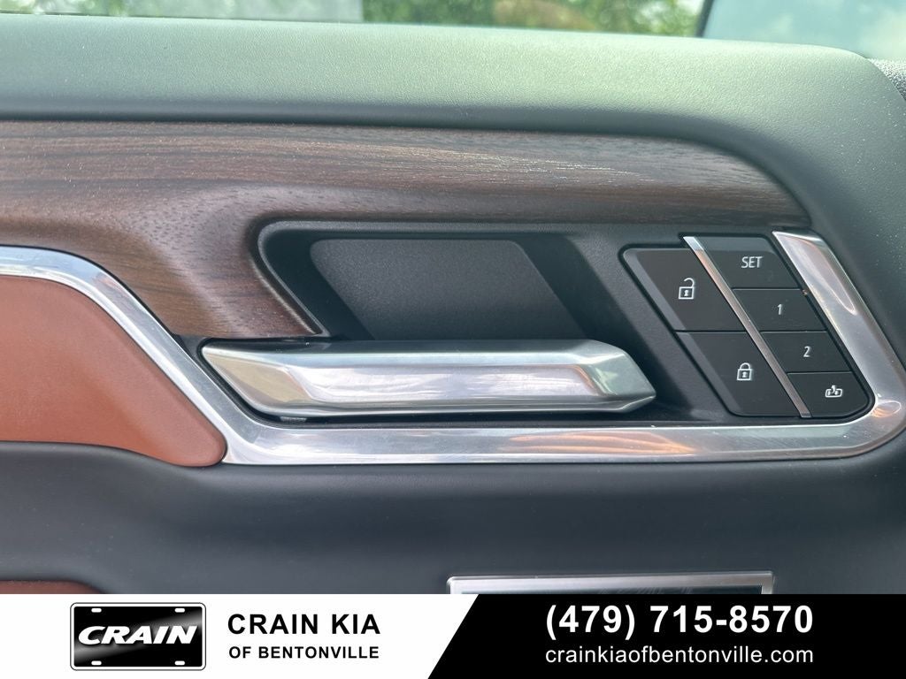 2025 GMC Sierra 1500 Denali Ultimate - 4WD / SUNROOF / CLEAN CARFAX