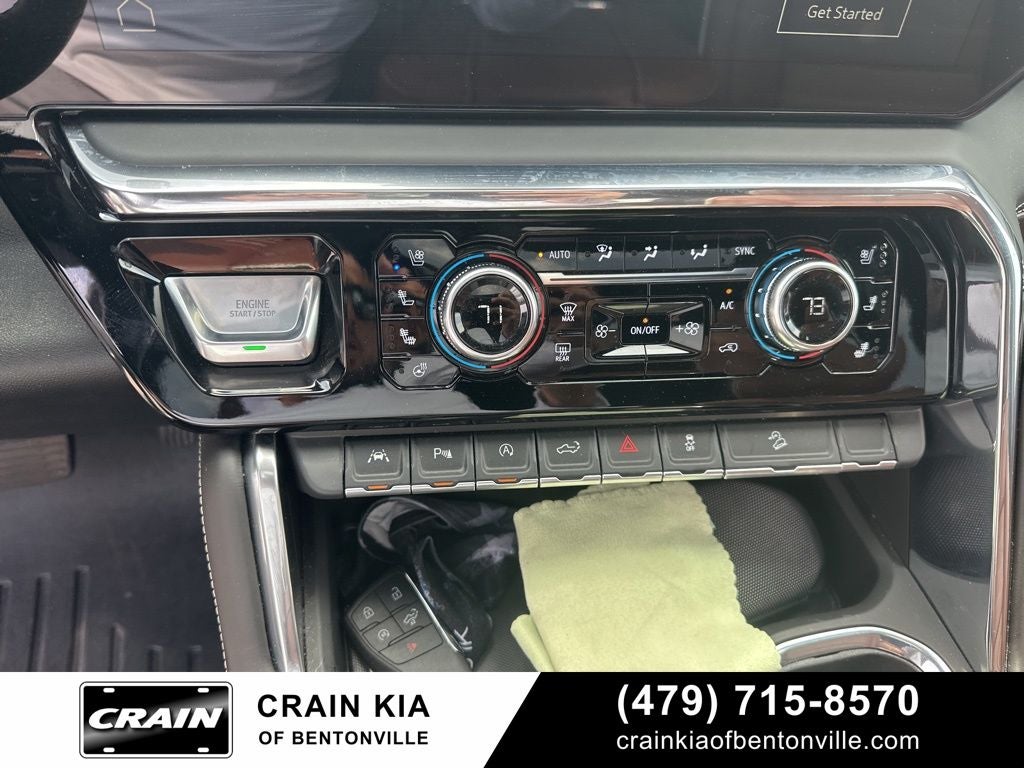 2025 GMC Sierra 1500 Denali Ultimate - 4WD / SUNROOF / CLEAN CARFAX