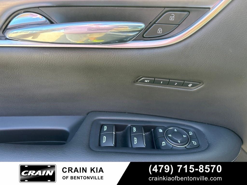 2024 Cadillac XT6 Luxury - AWD / PANORAMIC SUNROOF / CLEAN CARFAX
