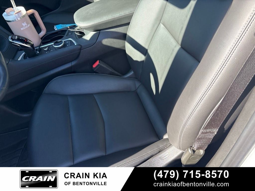 2024 Cadillac XT6 Luxury - AWD / PANORAMIC SUNROOF / CLEAN CARFAX