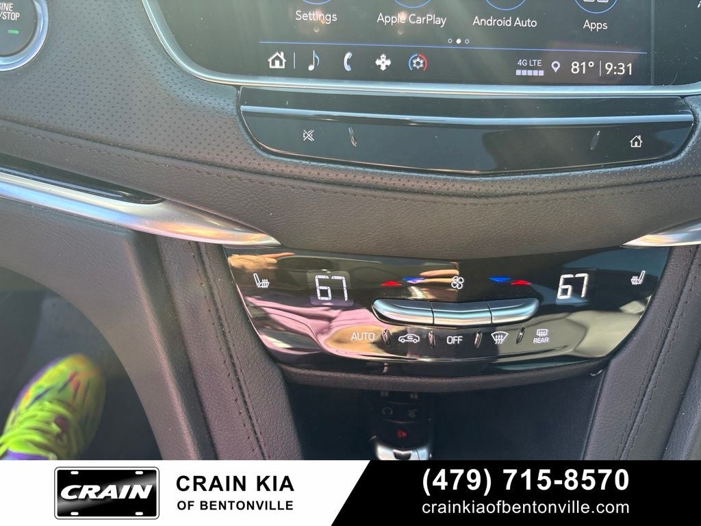 2024 Cadillac XT6 Luxury - AWD / PANORAMIC SUNROOF / CLEAN CARFAX